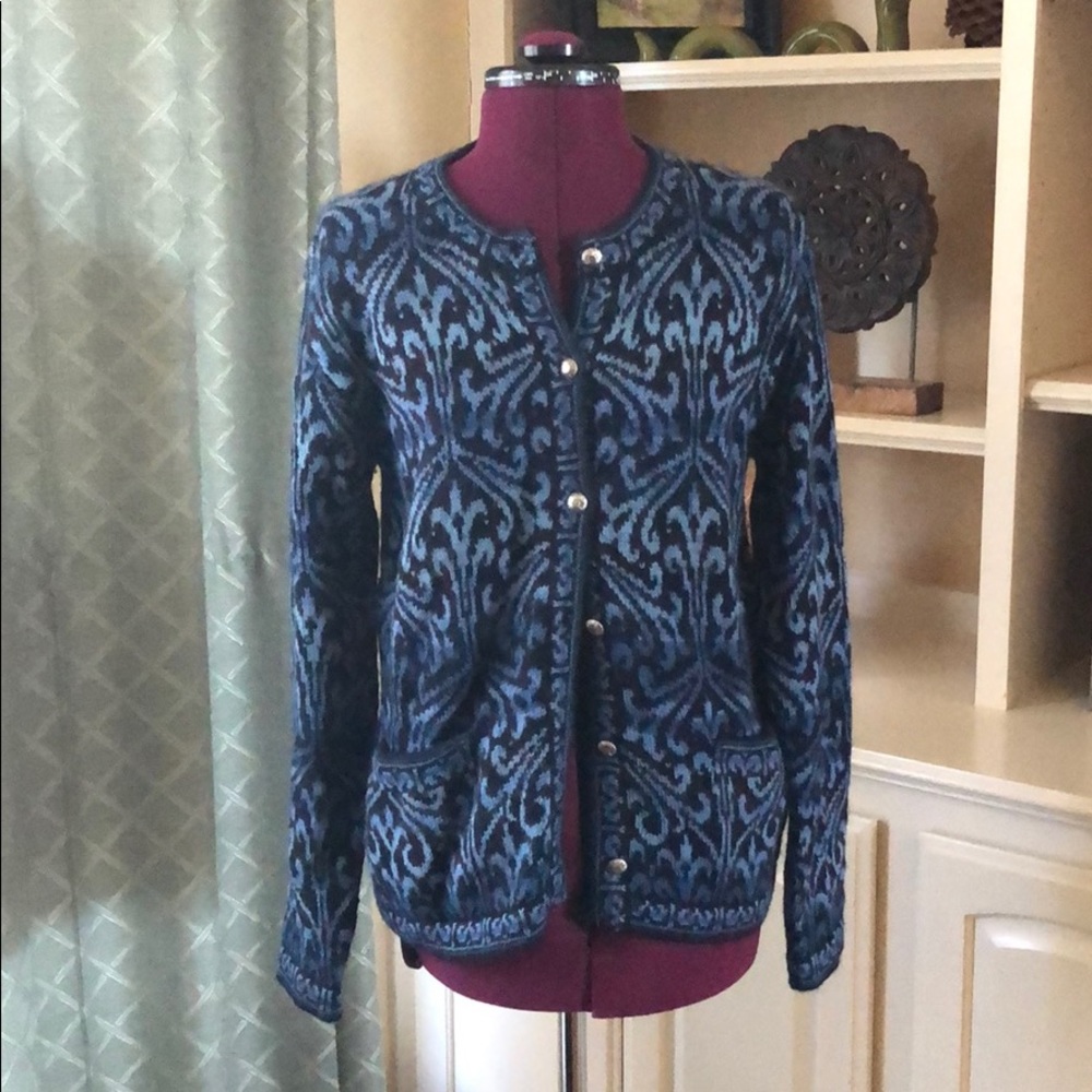 Intiwara alpaca button down cardigan size M, euc